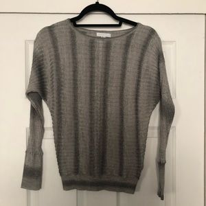 NY&Co. Gray sweater